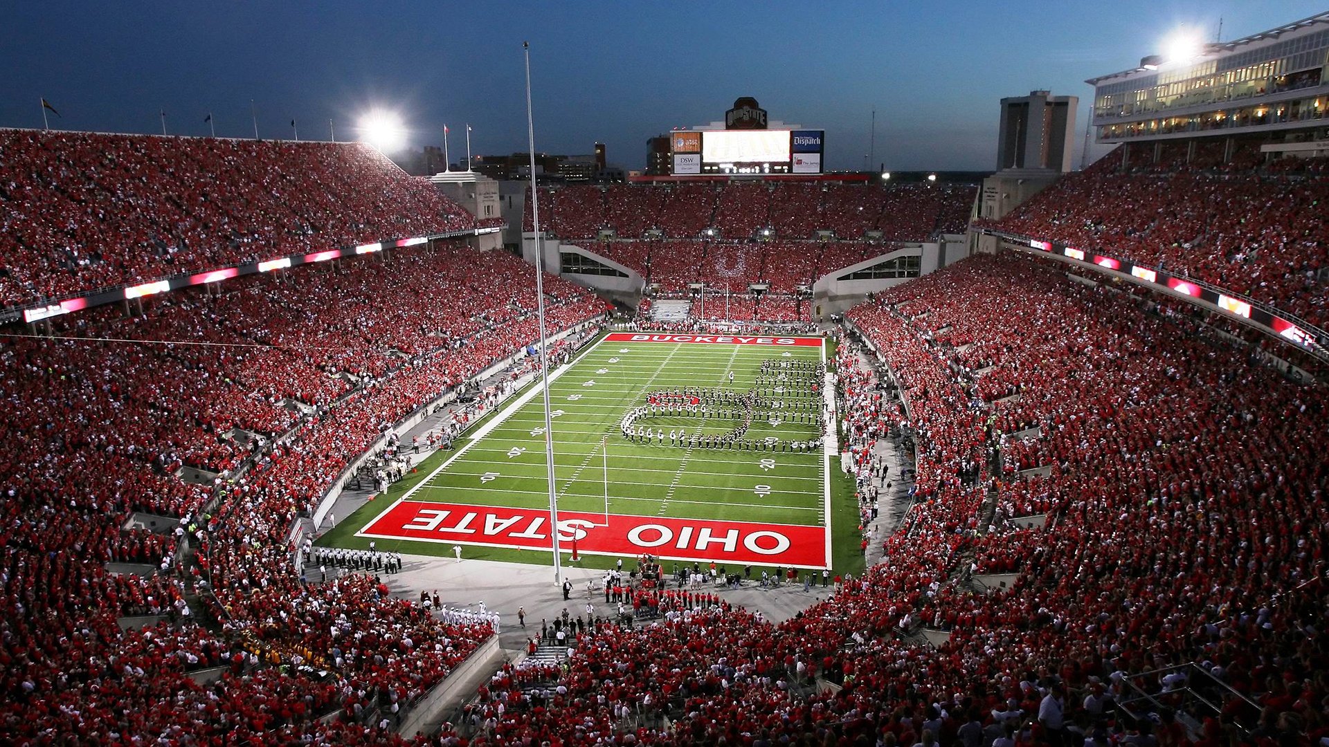 赛道上的足球革命，姆巴佩在摩纳哥F1街道赛接管比赛，波兰如何终结比利时式统治